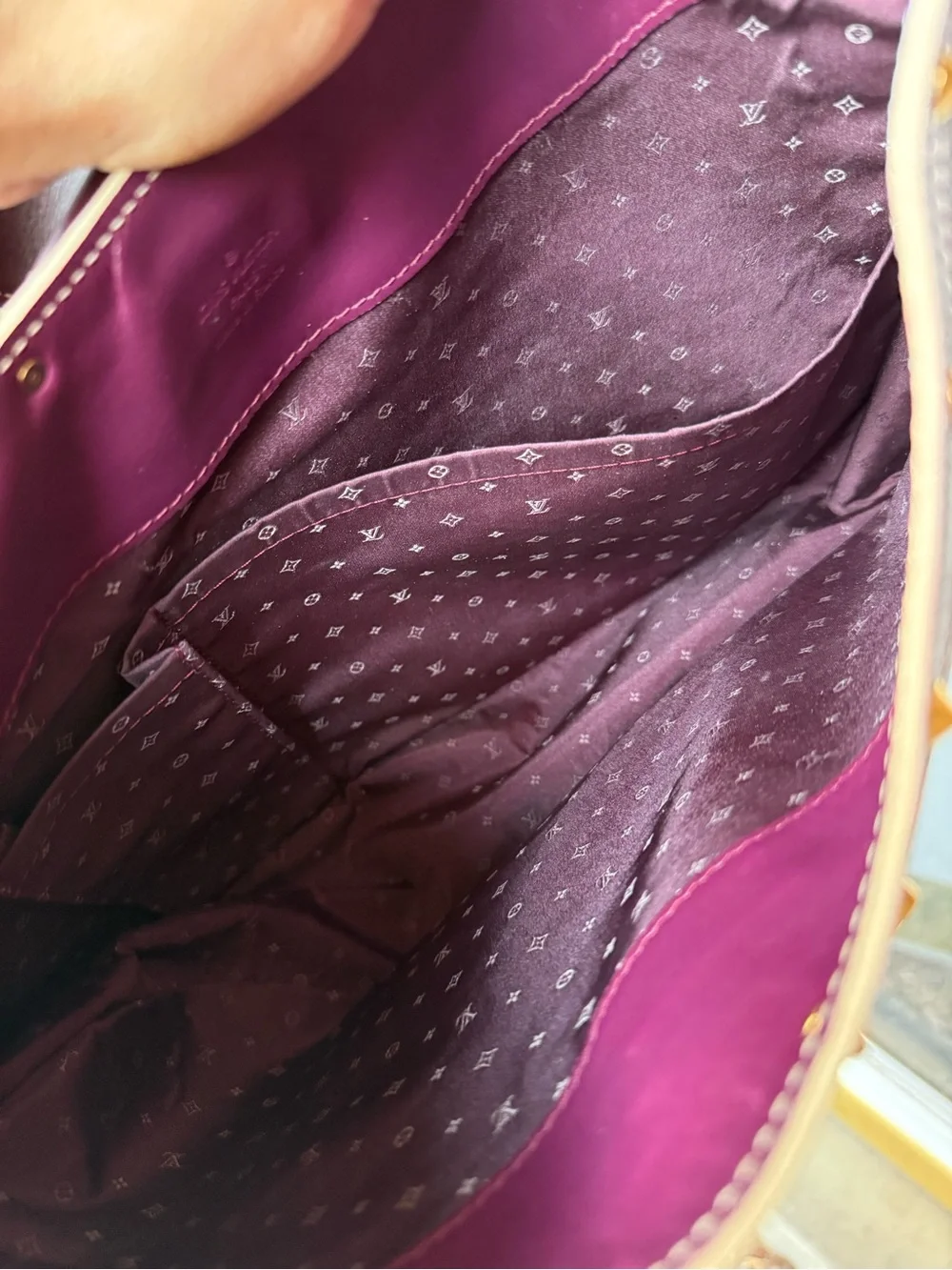 Authentic Louis Vuitton Suhali L’Affriolant Prune Purple Hobo Bag Vintage 2004